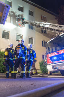 Kellerbrand in Linz-Ebelsberg 20140428-7187.jpg