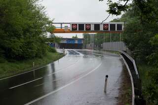 Sperre der Mühlkreisautobahn nach LKW-Unfall 20140503-7592.jpg