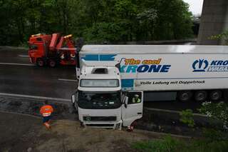 Sperre der Mühlkreisautobahn nach LKW-Unfall 20140503-7604.jpg