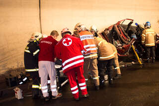 Verkehrsunfall mit eingeklemmter Person im Mona Lisa Tunnel 20140503-7626.jpg