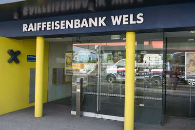 Raubüberfall auf eine Bank in Wels 20140523-7021.jpg