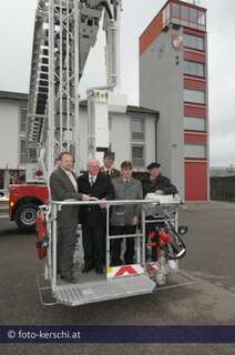 Neue Hubrettungsgeräte für die oö. Feuerwehren dsc_4883.jpg