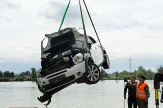 Auto stürzte bei Aschach an der Donau in die Donau - Sucheinsatz 20140605-7989.jpg