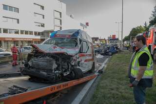 Pkw-Lenker (23) fuhr gegen Rettungsauto - tot 20140613-8883.jpg