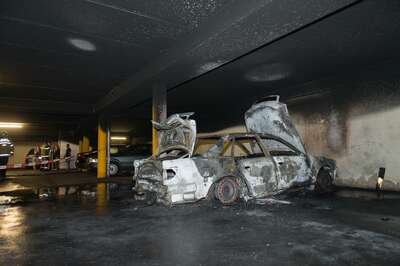 Fahrzeugbrand in einer Tiefgarage 20140618-9522.jpg