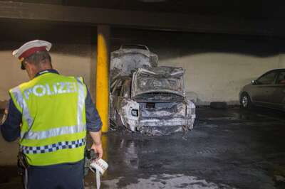 Fahrzeugbrand in einer Tiefgarage 20140618-9528.jpg