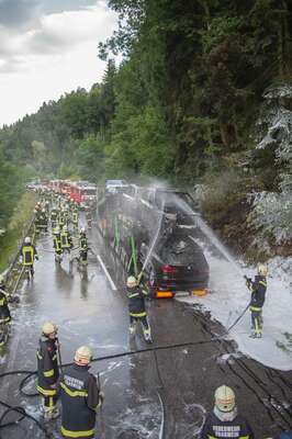 Über 200.000 Euro Schaden bei Brand von Pkw-Transporter 20140625-0139.jpg