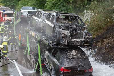 Über 200.000 Euro Schaden bei Brand von Pkw-Transporter 20140625-0140.jpg