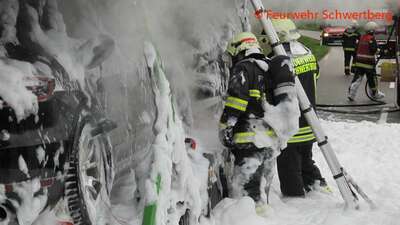 Über 200.000 Euro Schaden bei Brand von Pkw-Transporter img_3331.jpg