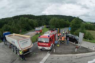 Tödlicher Unfall mit zwei Lkw bei A7-Abfahrt in Gallneukirchen 20140731-3419.jpg