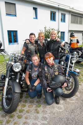 Harley-Girls gaben Gas für Spenden 20140809-4323.jpg