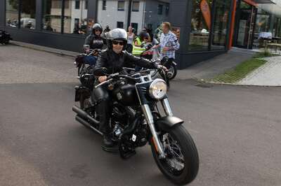 Harley-Girls gaben Gas für Spenden 20140809-4336.jpg