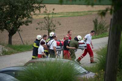 Allhaming: Arbeiter stürzte in Getreidebunker 20140811-3542.jpg
