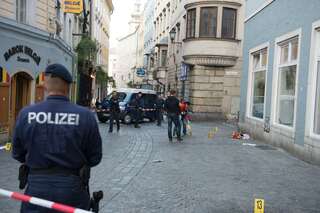 Mordversuch - In Linzer Lokal mit Glasscherben attackiert 20141006-8905.jpg
