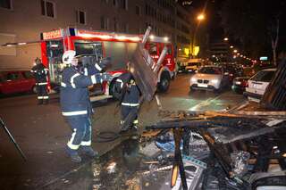 Keller in Flammen - Großeinsatz für Einsatzkräfte in Linz 20141104-0692.jpg