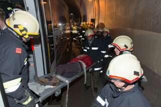 Einsatzkräfte übten Notfall im Sieberg- Eisenbahntunnel 20141122-2885.jpg