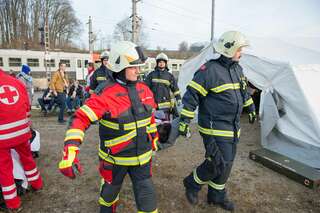 Einsatzkräfte übten Notfall im Sieberg- Eisenbahntunnel 20141122-2924.jpg
