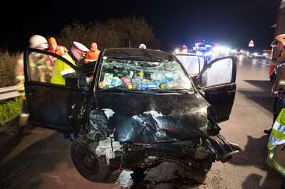 Drogenlenker überschlug sich mit Auto auf der Westautobahn 20141122-2977.jpg