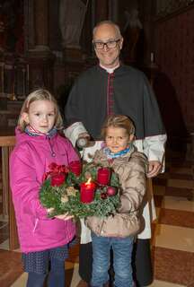 Adventmarkt und Adventkranzweihe im Stift St. Florian 20141129-3468.jpg