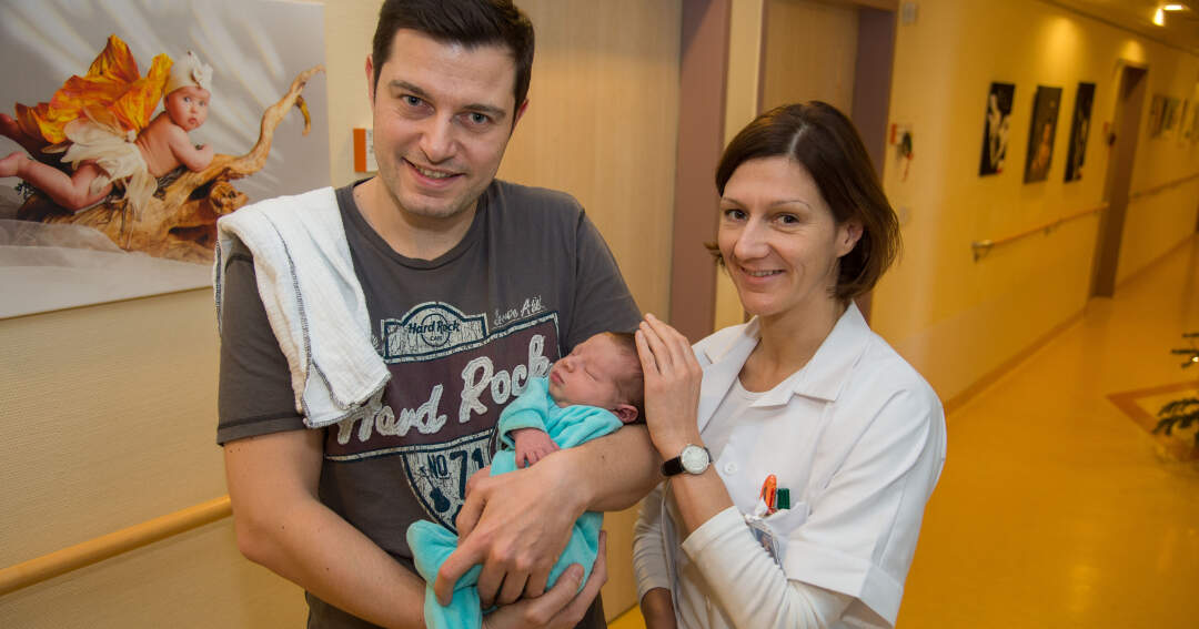 Titelbild: OÖ-Neujahrsbaby ist in Steyr zur Welt gekommen