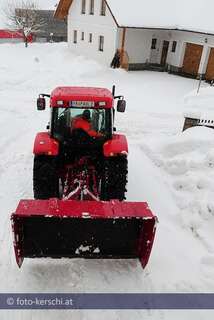 Schneemassen- Jetzt ist Nachbarschaftshilfe angesagt! schneerumung-004.jpg