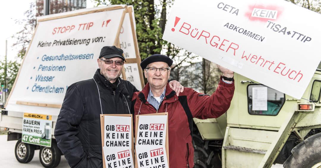 Titelbild: Aktionstag gegen TTIP-Abkommen Linz