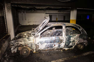 Auto brannte in Tiefgarage 20150519-7075.jpg
