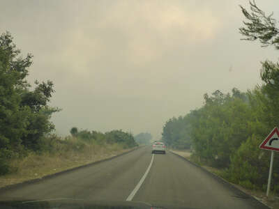 Hitzewelle Waldbrände bedrohen Ferienziele an Adria P1010537.jpg