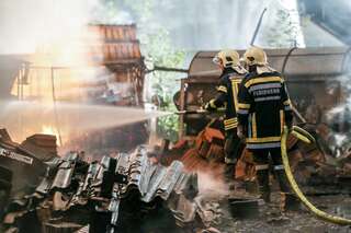 Bauernhof durch Brand fast völlig vernichtet 20150804-8789.jpg