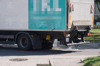 Fußgängerin von Lastwagen erfasst und schwer verletzt DSC08736-Bearbeitet.jpg
