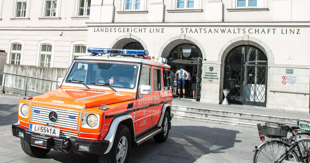Titelbild: Brandalarm im Linzer Landesgericht