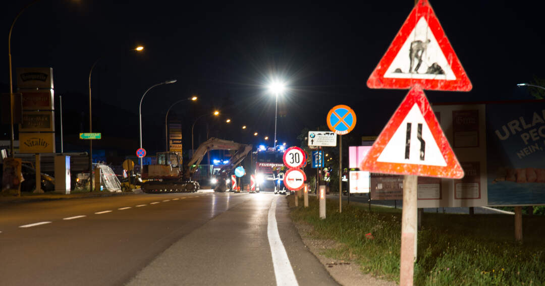 Titelbild: Tödlicher Verkehrsunfall bei Straßenbaustelle in Steyr