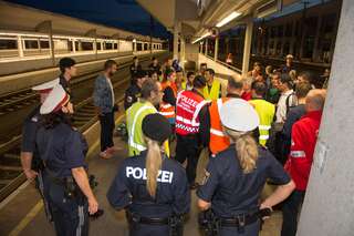 Flüchtlingspolitik -  Deutschland macht die Grenze dicht 20150913-8130.jpg