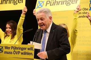 Landtagswahl - Machtdemonstration der ÖVP am Linzer Hauptplatz 20150924-6595.jpg
