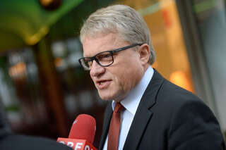 Parteichef Entholzer bleibt SP-Landesrat 20151012-9643.jpg