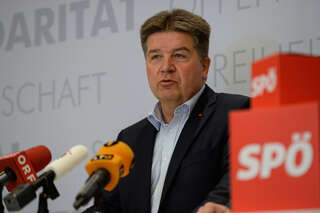 Parteichef Entholzer bleibt SP-Landesrat 20151012-9701.jpg