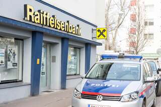 Alarmfahndung nach Banküberfall in Linz 20151112-1562.jpg