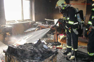 Küchenbrand in Asten forderte vier Verletzte IMG_6947.jpg