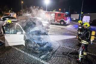 Flammen im Motorraum - Feuer zerstört Mercedes 20160320-3979.jpg