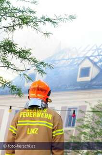 Der Ursulinenhof brennt kerschi_20090603_ursulinenhof_brannd_34.jpg