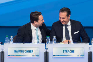 Landesparteitag der FPÖ in Linz 20160416-3901.jpg