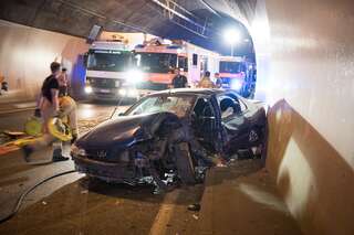 Mona-Lisa-Tunnel nach tödlichem Verkehrsunfall gesperrt foke-20160701-9189-2.jpg