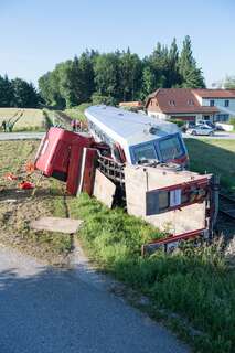 Lkw von Zug erfasst: Sechs Verletzte foke-20160705-0194.jpg