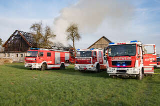 10 Feuerwehren bei Brand in Andorf foke_20161130_142113.jpg
