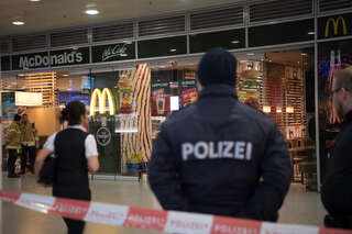McDonald's am Linzer Hauptbahnhof evakuiert foke_20170208_143607.jpg