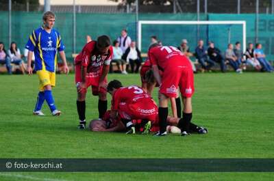 Fußball  St. Oswald/Fr. gegen Pregarten kerschi_20090823_fuball_oswald_pregarten_50.jpg