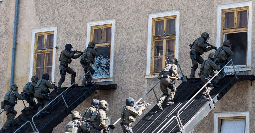 Titelbild: Anti-Terror-Übung im Linzer Zentralraum