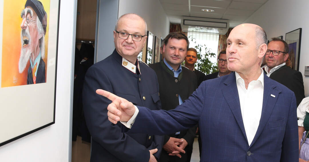 Titelbild: Innenminister Sobotka besucht "schönste Polizeiinspektion"