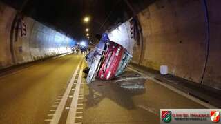 Verkehrsunfall - A9 Speringtunnel 01.jpg