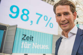 ÖVP wählt Sebastian Kurz offiziell zum Parteichef foke_20170701_152132.jpg
